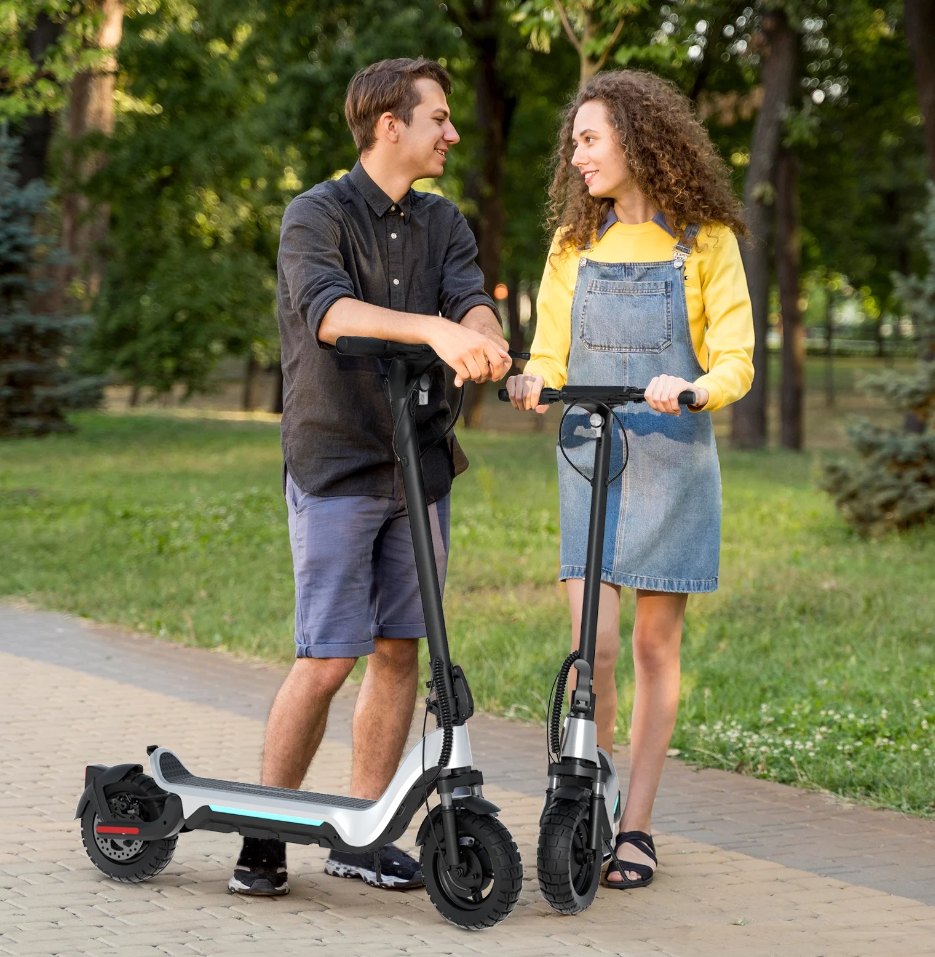 Stylish E-Scooter City Cruiser – Power, Style, and Freedom
